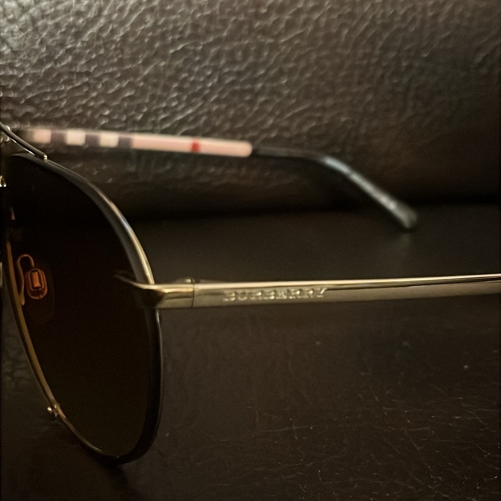 Burberry unisex check nova logo monogram aviator sunglasses NEW - Picture 5 of 8